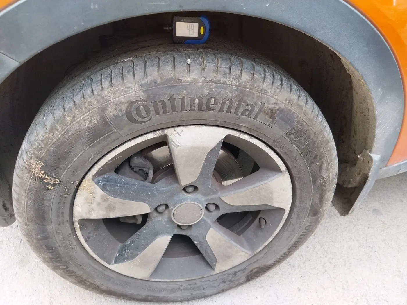 2018 Tata NEXON XZA PLUS DIESEL DUAL TONE, Diesel, Automatic, 91,464 km, tyre