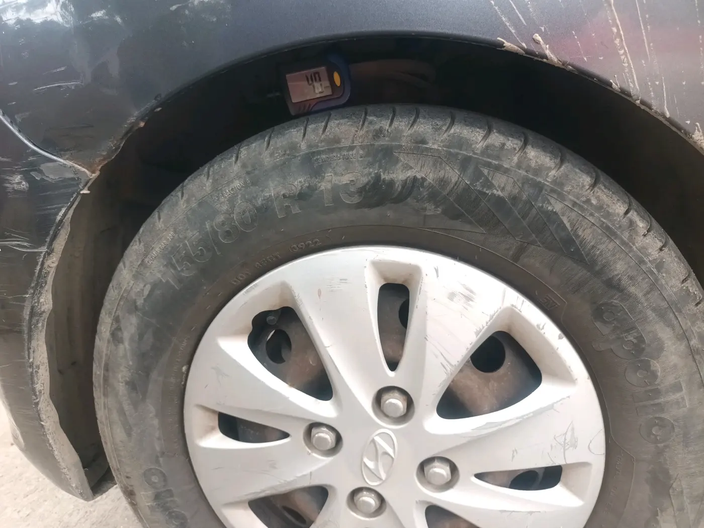 2012 Hyundai i10 MAGNA 1.2, CNG, Manual, 1,04,542 km, tyre