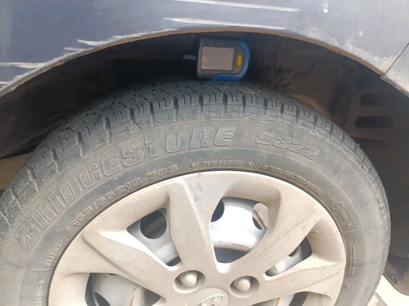 2018 Hyundai Eon ERA +, CNG, Manual, 1,09,787 km, tyre