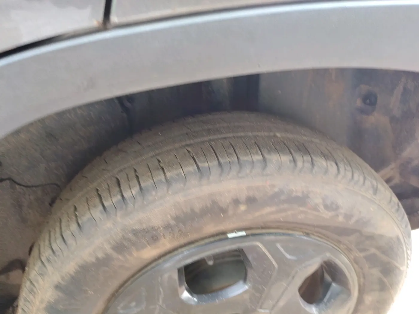 2022 Tata PUNCH ACCOMPLISHED MT, Petrol, Manual, 29,998 km, tyre