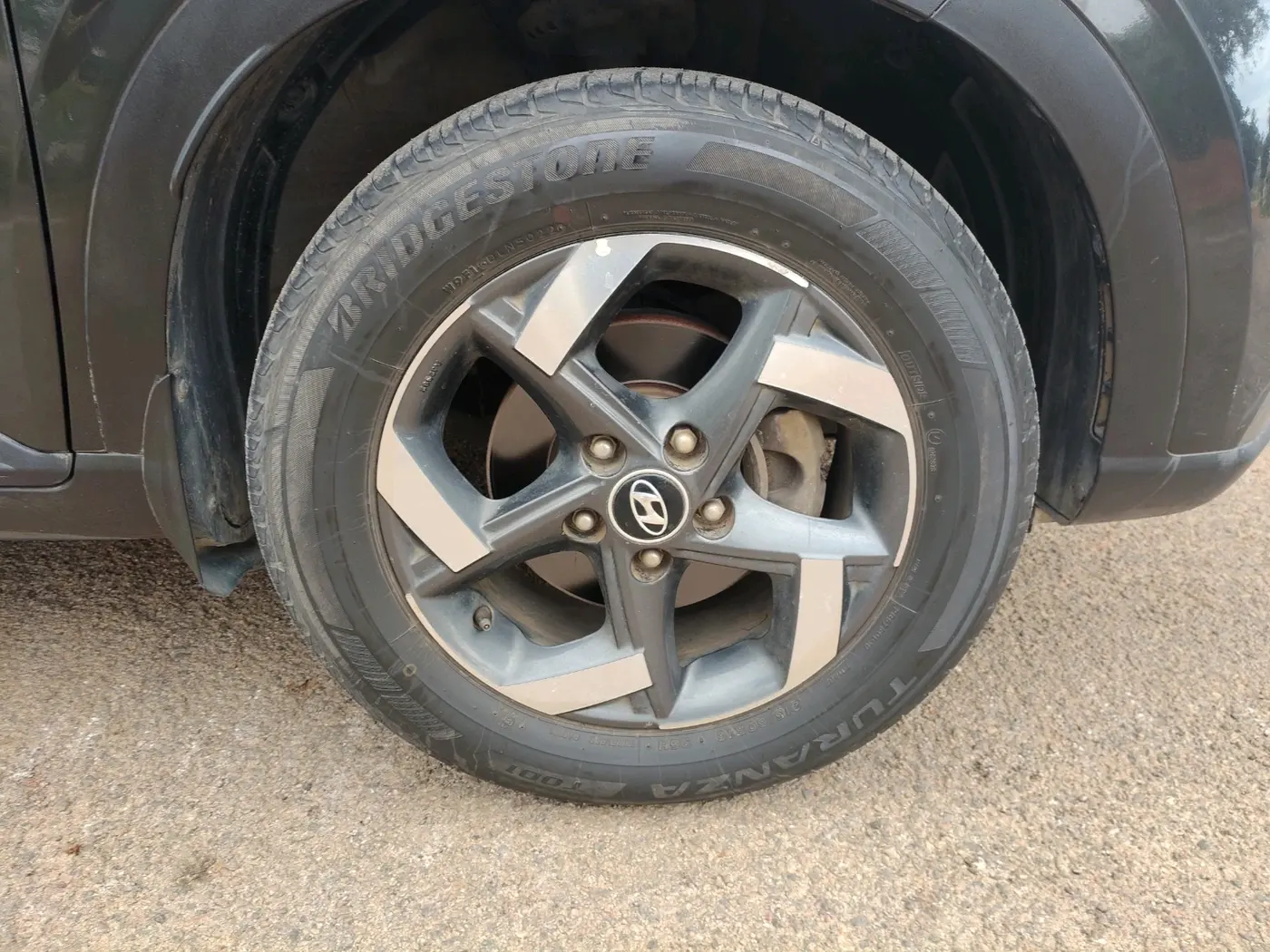 2019 Hyundai VENUE SX PLUS 1.0 TURBO DCT, Petrol, Automatic, 1,10,264 km, tyre