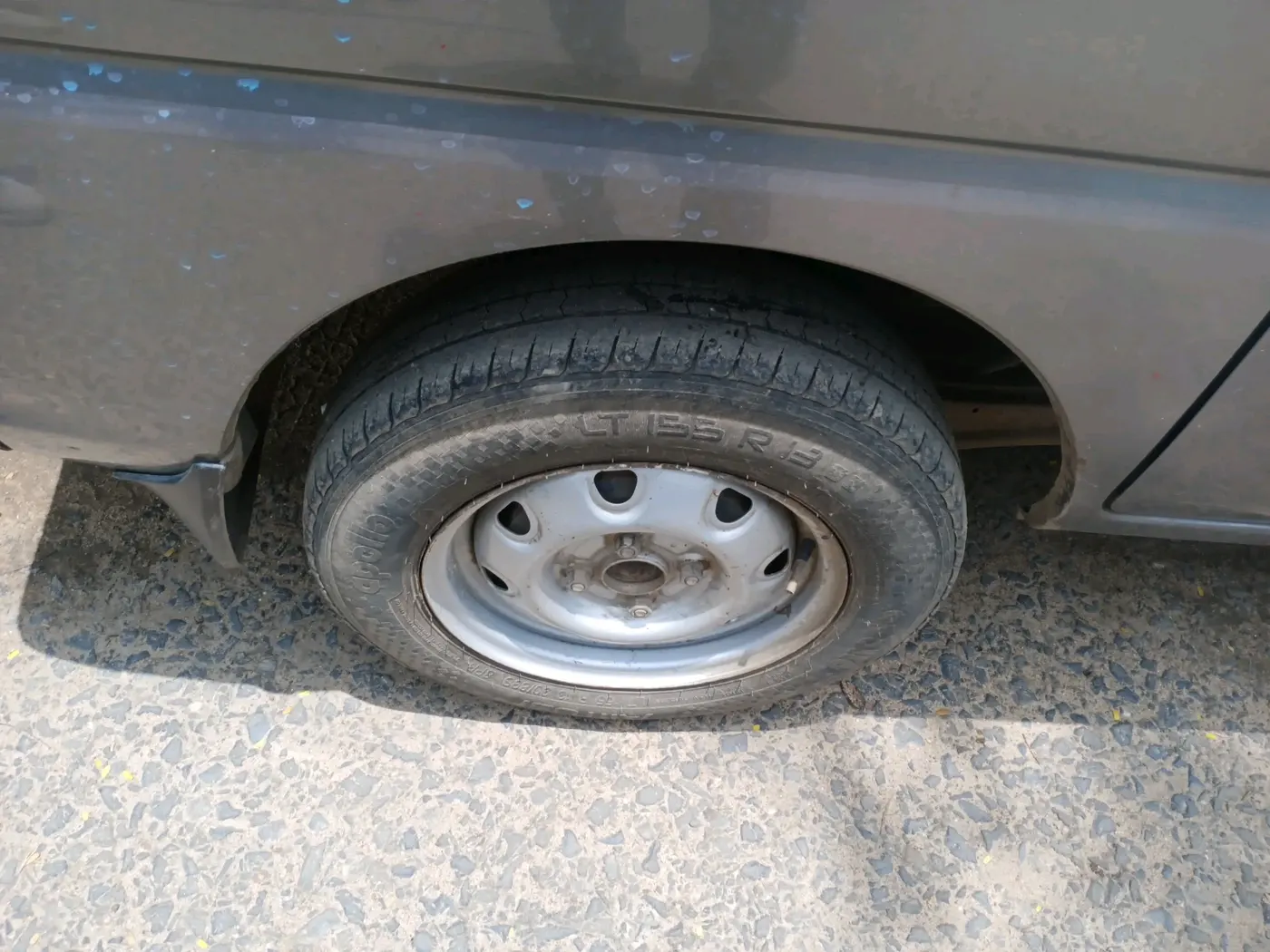 2015 Maruti Eeco 7 STR, Petrol, Manual, 1,35,452 km, tyre
