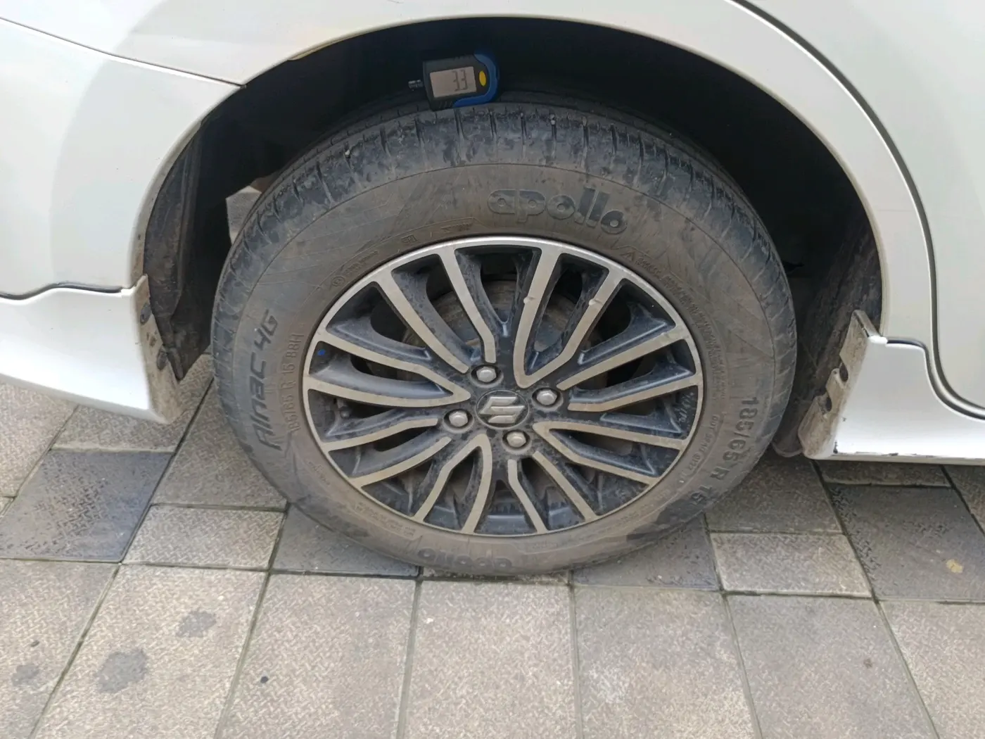 2022 Maruti Dzire ZXI Plus AMT, Petrol, Automatic, 24,707 km, tyre