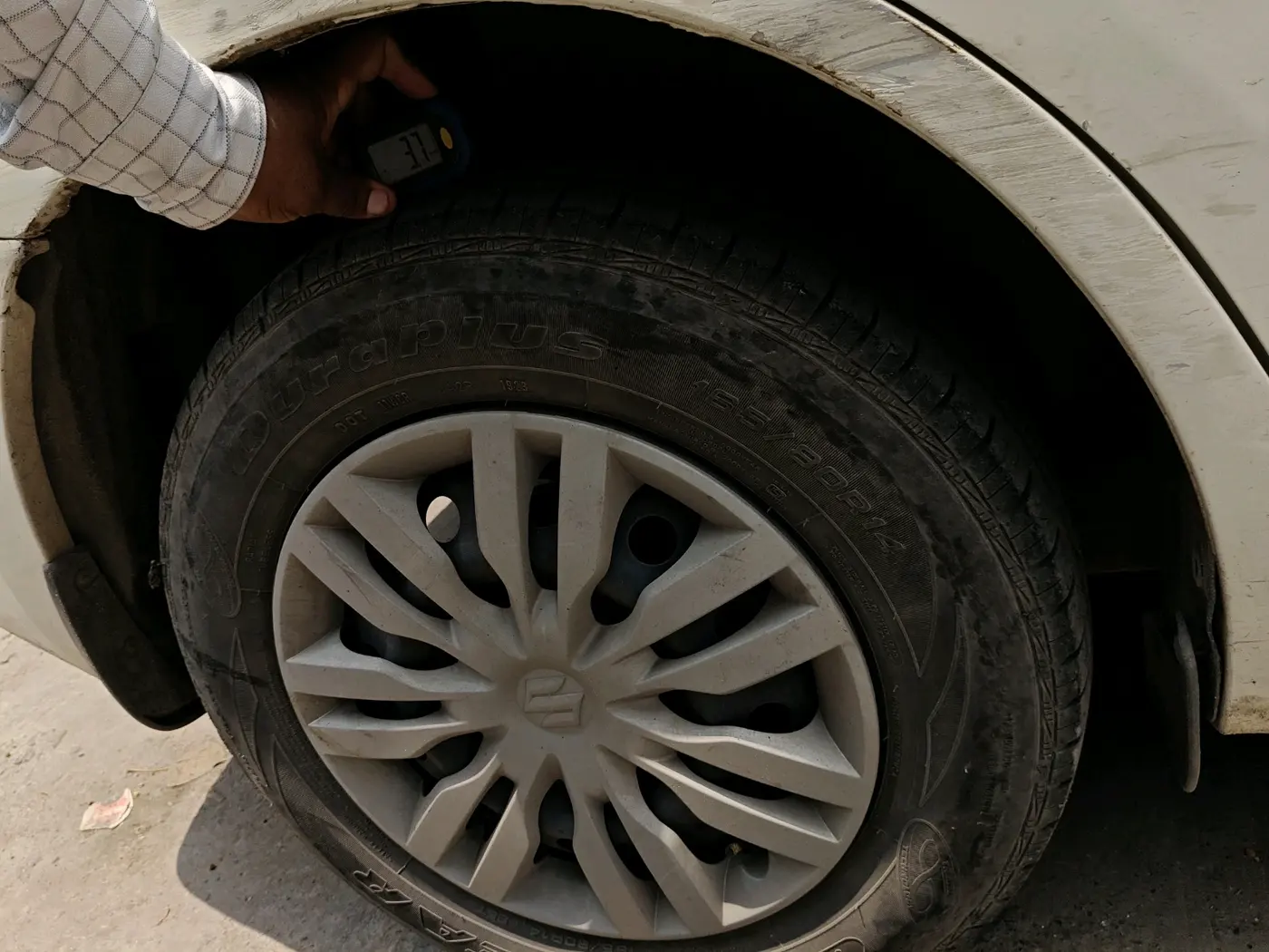2019 Maruti Dzire VXI, Petrol, Manual, 64,380 km, tyre