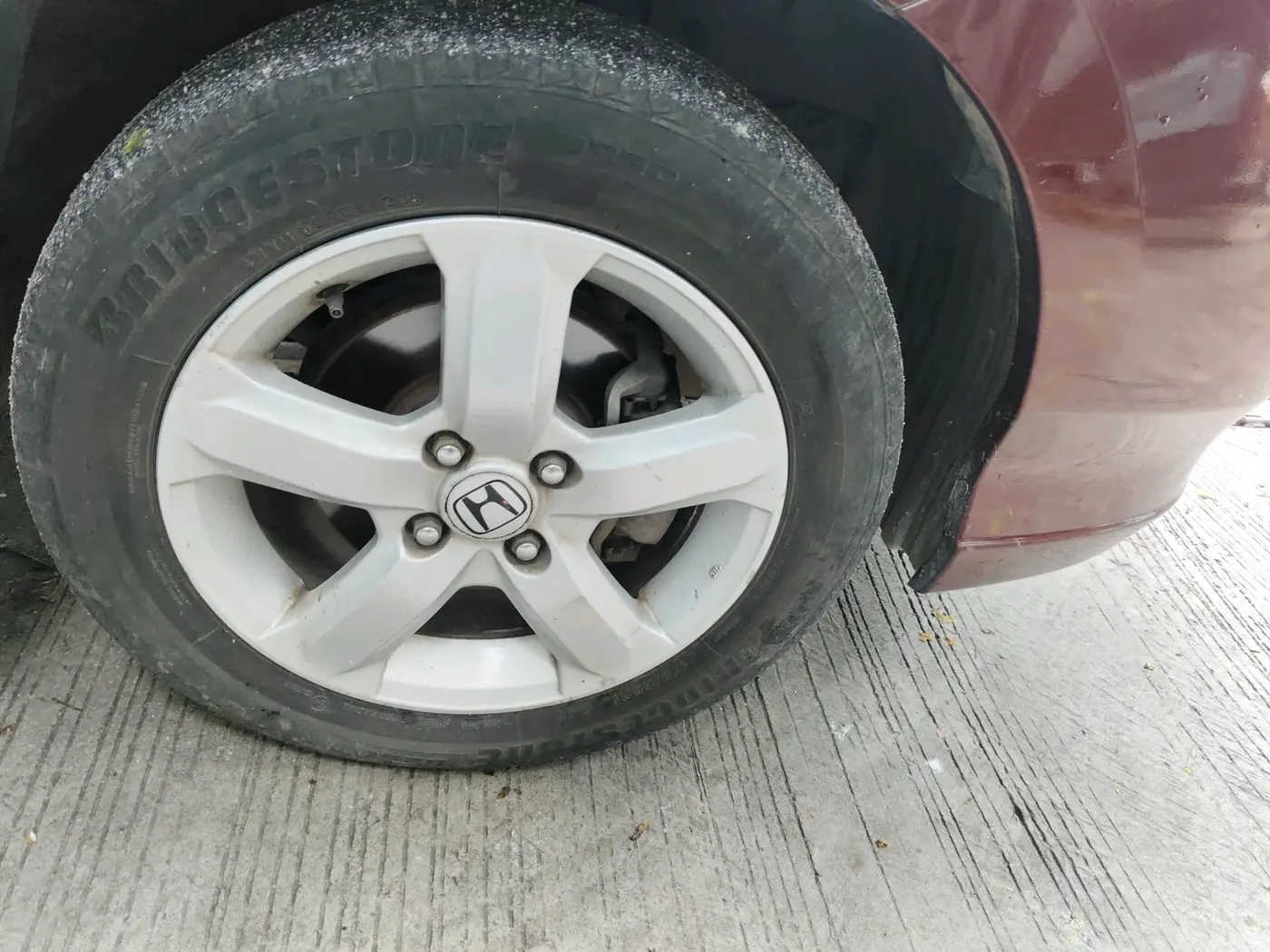 2013 Honda City 1.5L I-VTEC S AT, Petrol, Automatic, 1,16,149 km, tyre