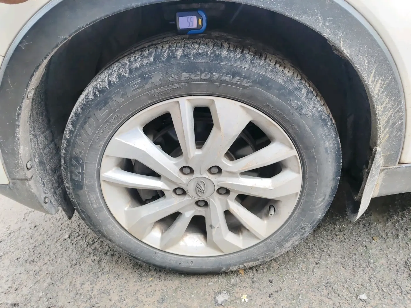 2019 Mahindra XUV300 W8 1.5 DIESEL, Diesel, Manual, 90,474 km, tyre