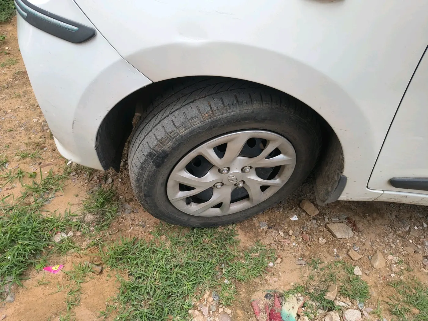 2018 Hyundai Grand i10 MAGNA 1.2 KAPPA VTVT, CNG, Manual, 68,476 km, tyre