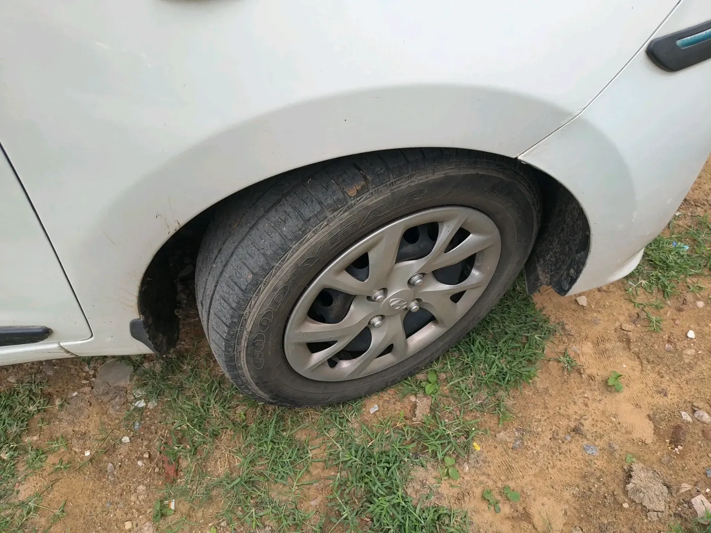 2018 Hyundai Grand i10 MAGNA 1.2 KAPPA VTVT, CNG, Manual, 68,476 km, tyre