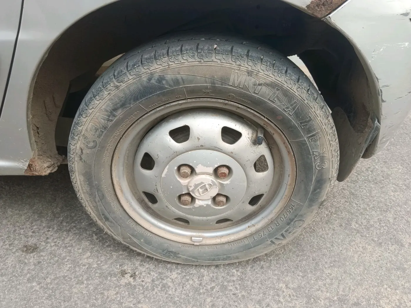 2012 Hyundai Santro Xing GL PLUS, Petrol, Manual, 83,600 km, tyre