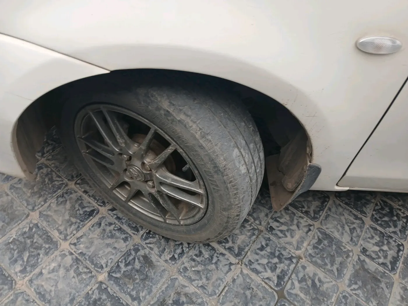 2012 Toyota Etios Liva TRD SPORTIVO PETROL, Petrol, Manual, 1,74,541 km, tyre