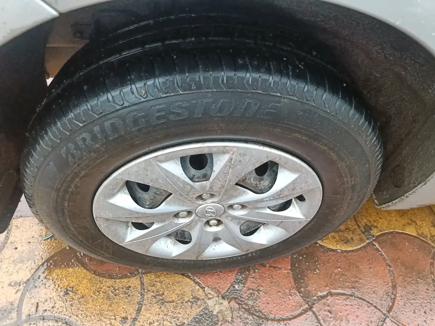 2016 Hyundai Elite i20 MAGNA 1.2, Petrol, Manual, 94,268 km, tyre