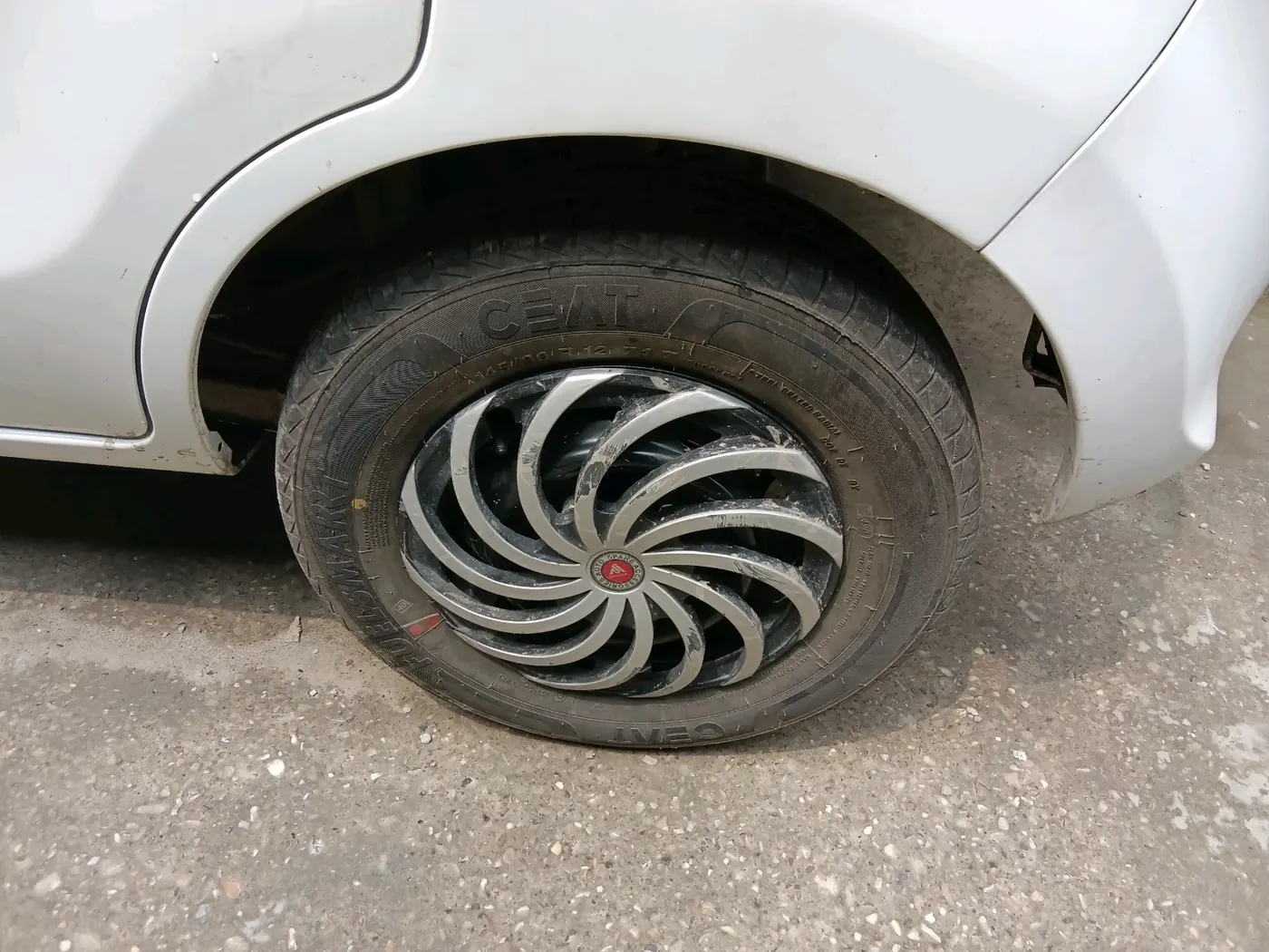 2020 Maruti Alto LXI, Petrol, Manual, 14,236 km, tyre