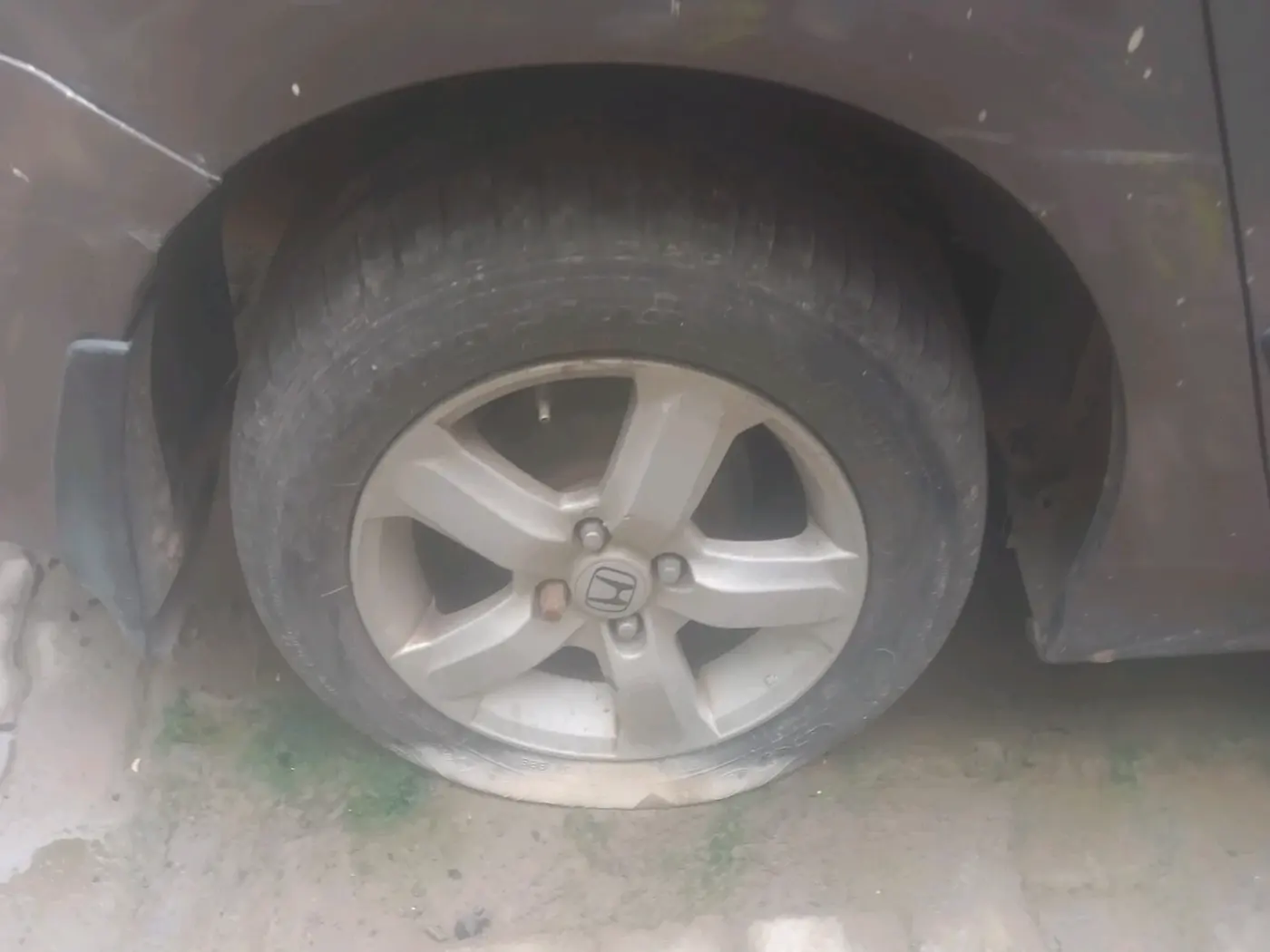 2012 Honda City 1.5L I-VTEC S AT, Petrol, Automatic, 1,33,862 km, tyre