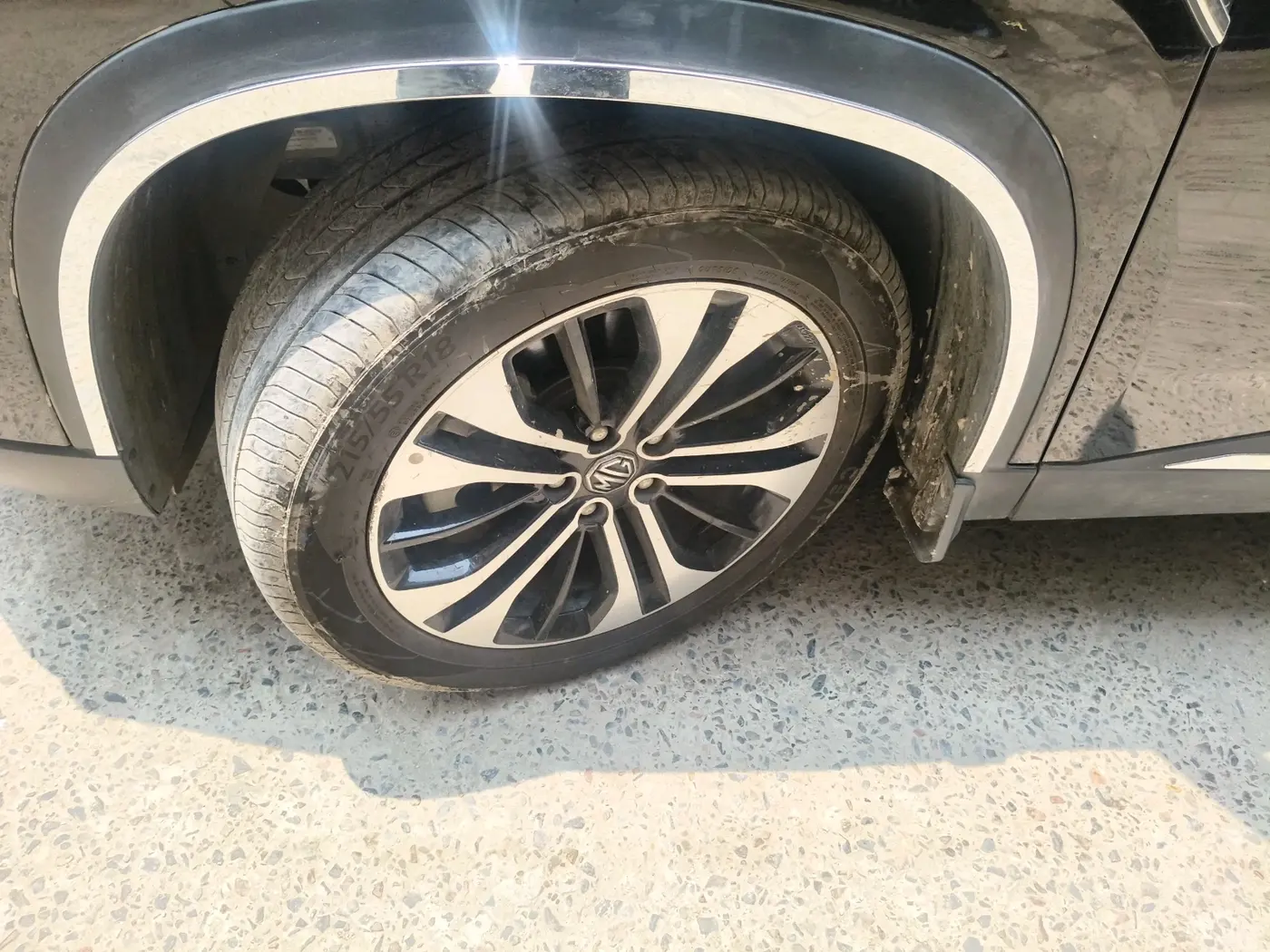 2022 MG HECTOR PLUS SHARP 2.0 DIESEL TURBO MT 6-STR, Diesel, Manual, 49,955 km, tyre
