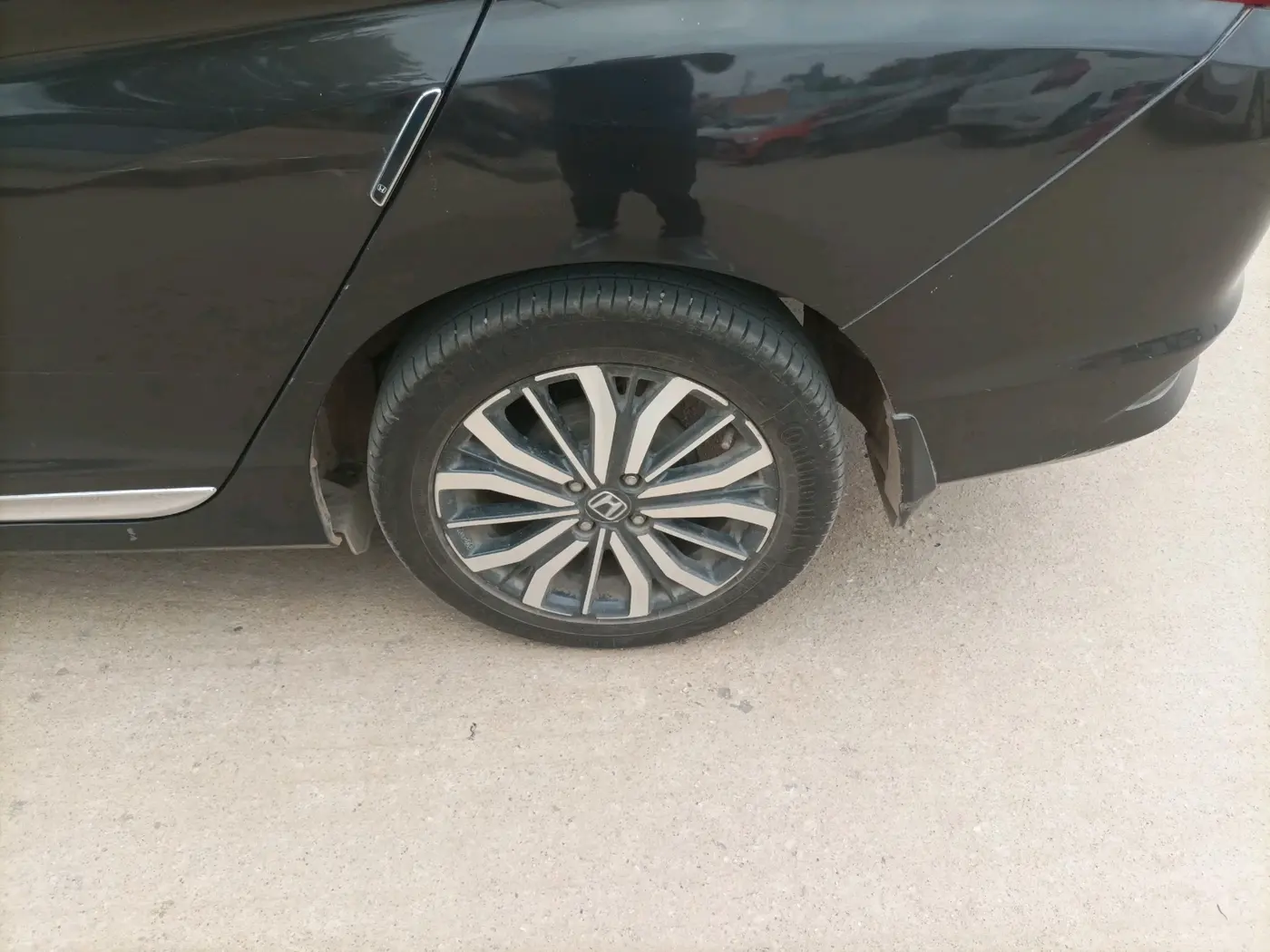 2018 Honda City 1.5L I-VTEC ZX CVT, Petrol, Automatic, 1,21,435 km, tyre