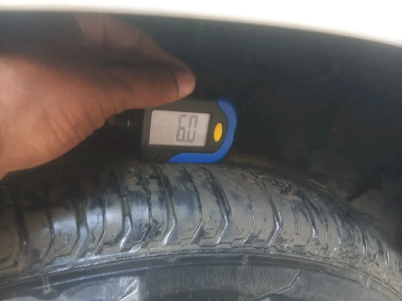 2022 Tata PUNCH PURE MT, Petrol, Manual, 32,166 km, tyre