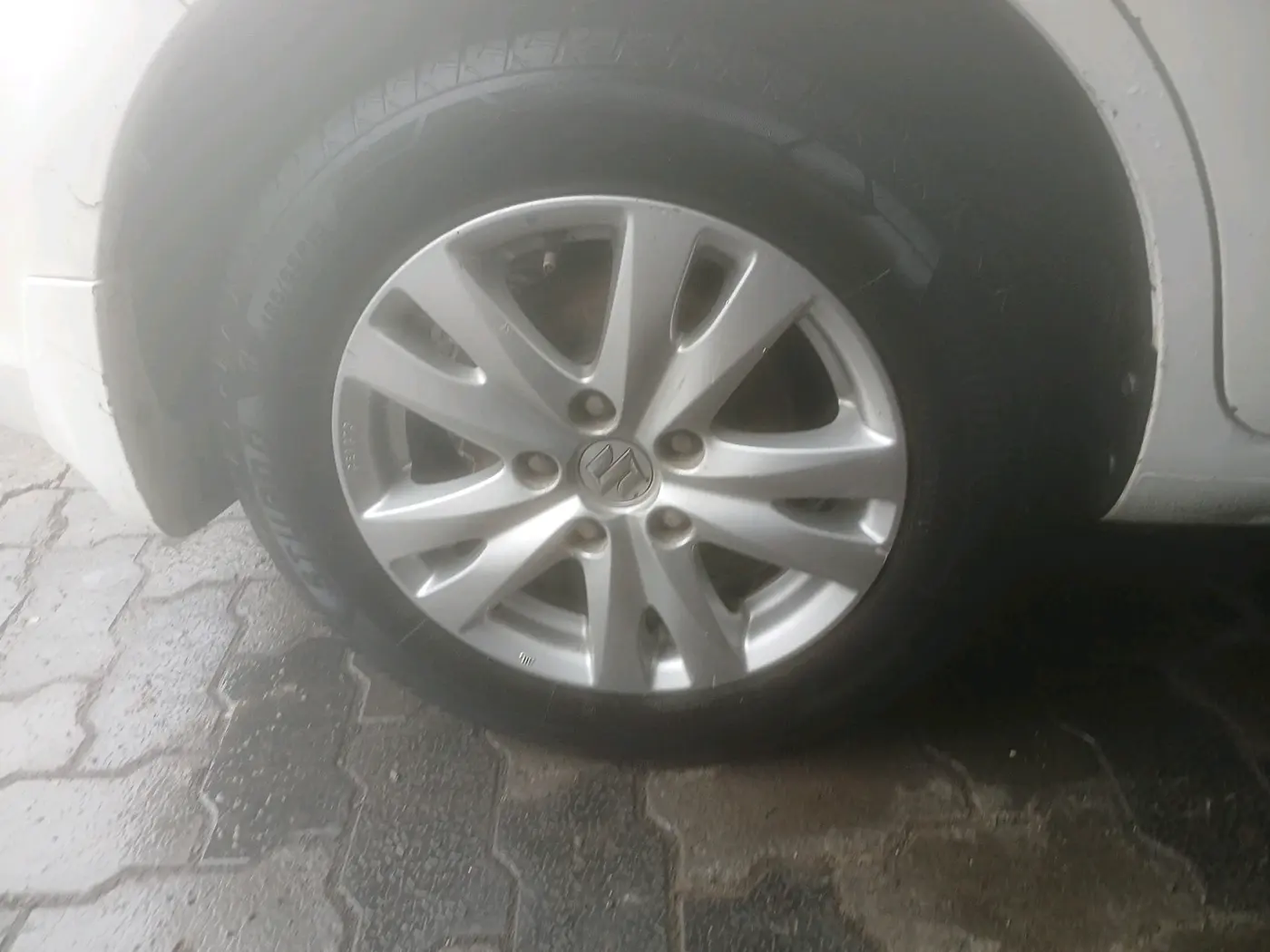 2016 Maruti Ertiga ZDI + SHVS, Diesel, Manual, 2,21,362 km, tyre