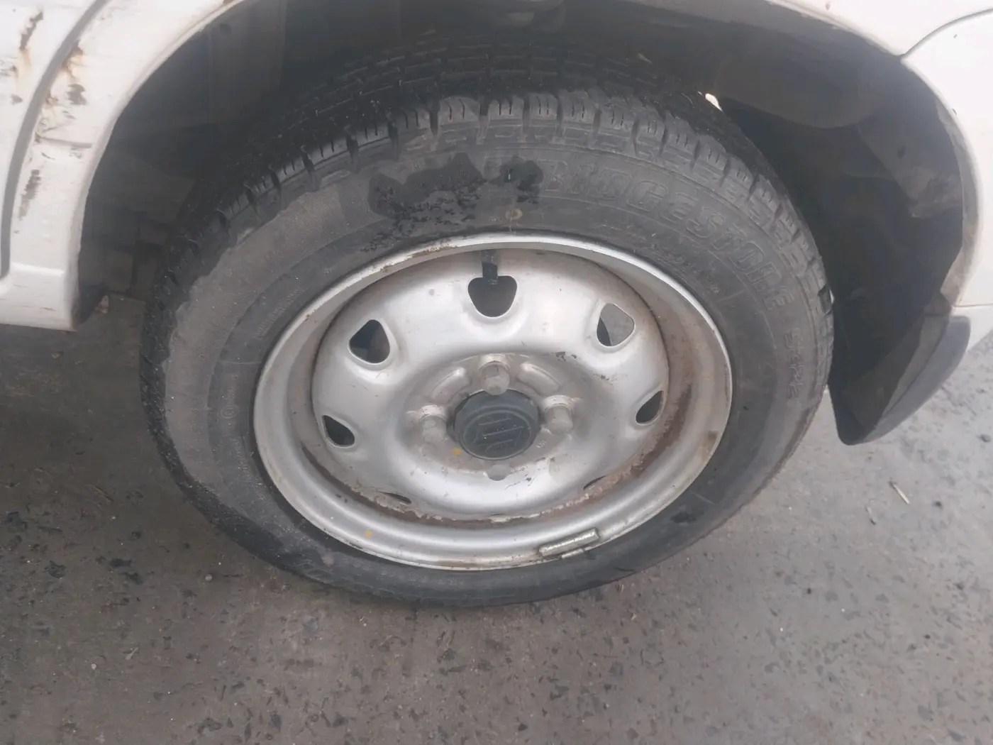 2011 Maruti Alto K10 LXI, Petrol, Manual, 64,201 km, tyre