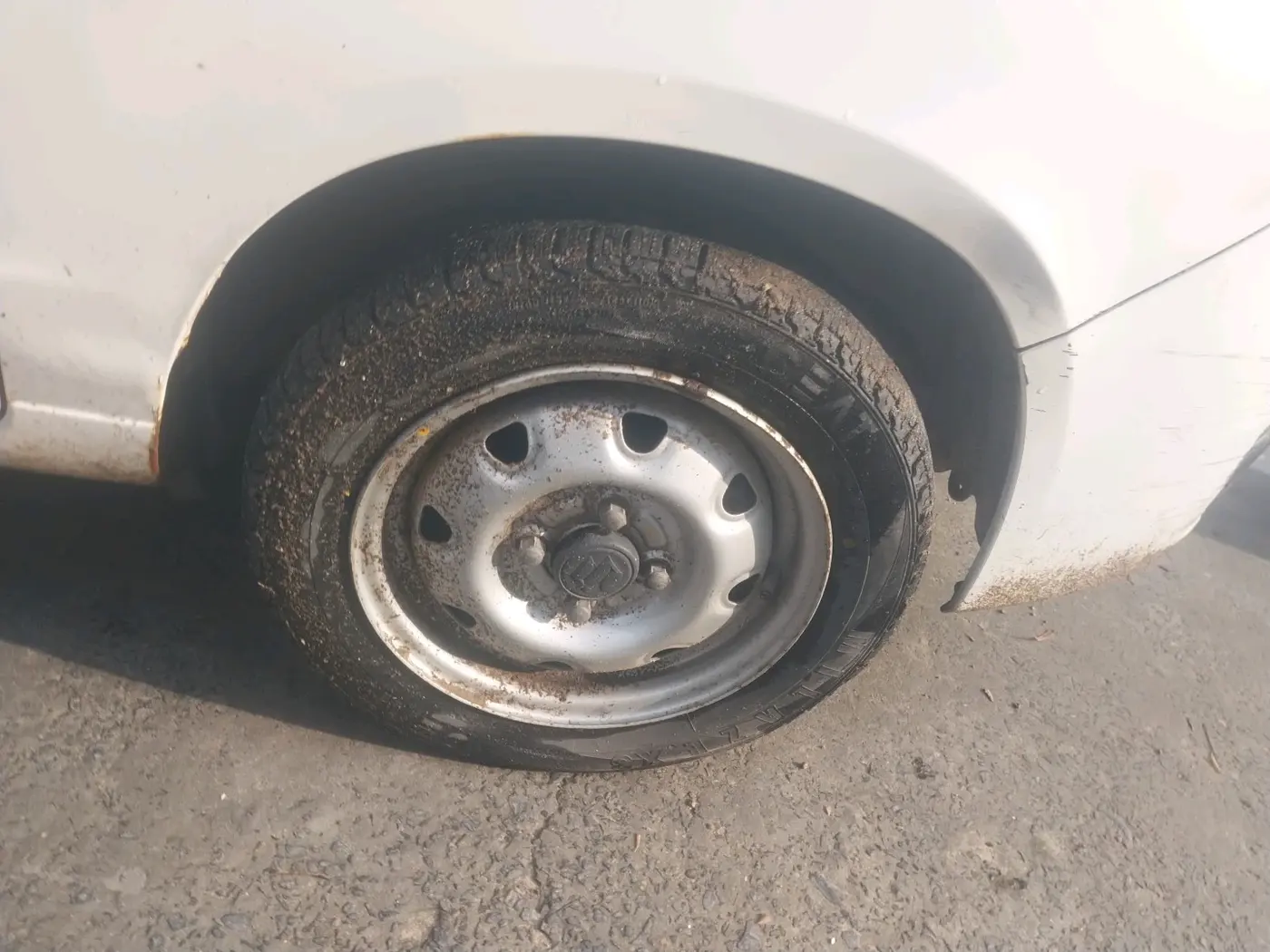 2011 Maruti Alto K10 LXI, Petrol, Manual, 64,201 km, tyre
