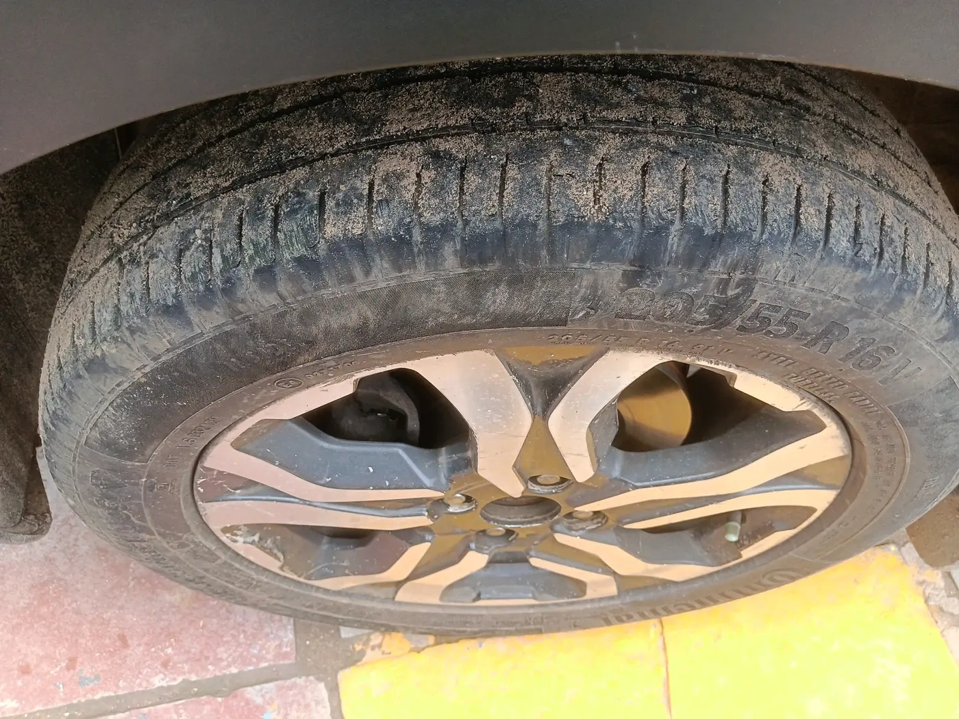 2018 Honda WR-V 1.5L I-DTEC VX MT, Diesel, Manual, 1,47,088 km, tyre