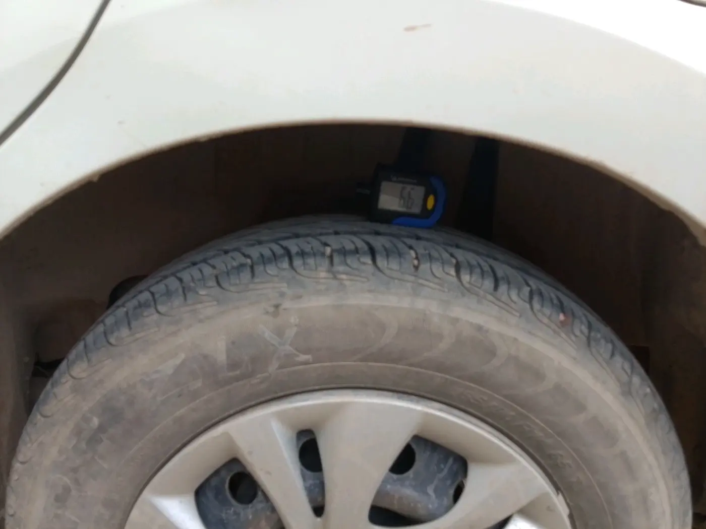 2021 Maruti Swift VXI, Petrol, Manual, 92,287 km, tyre