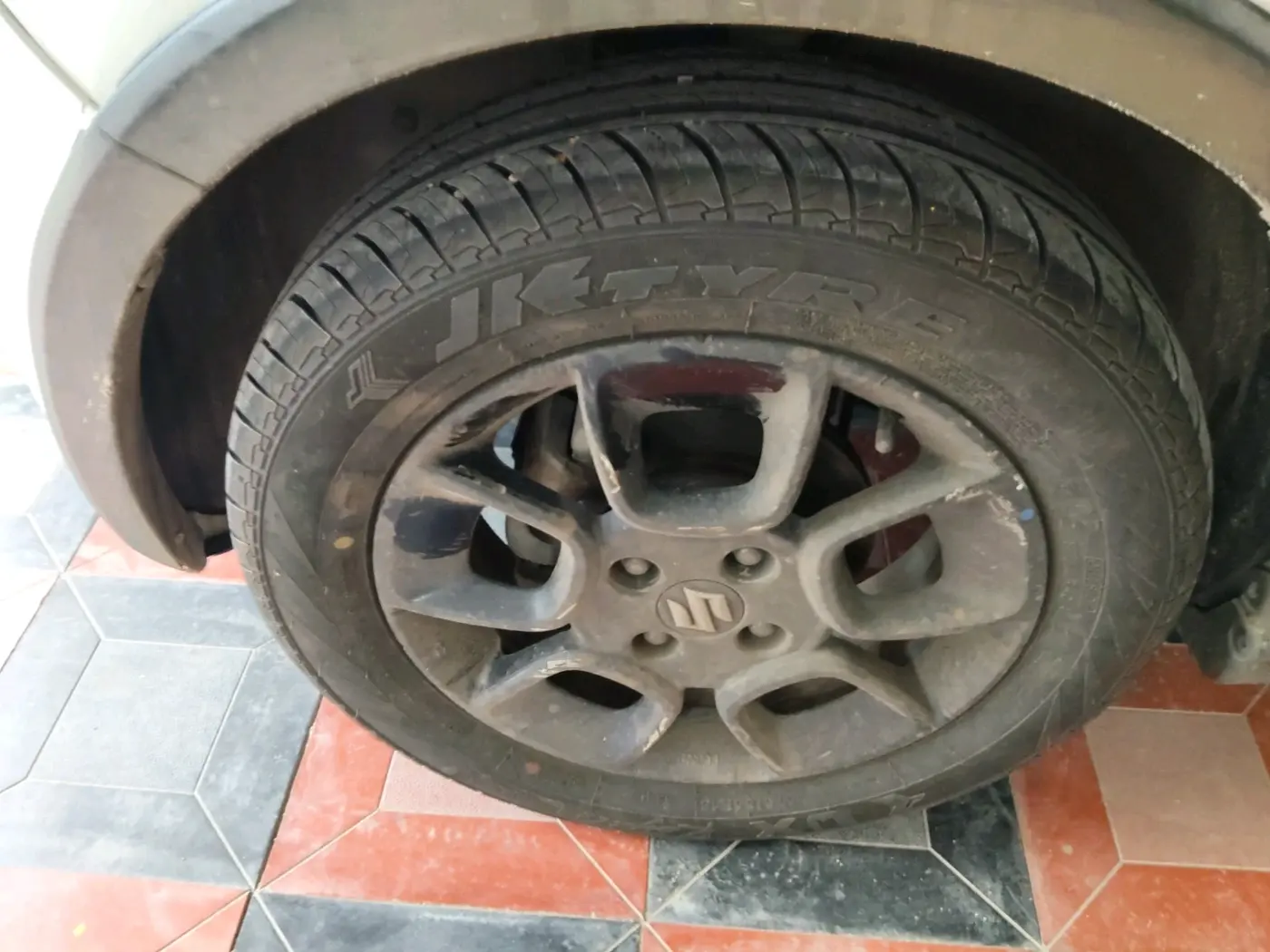 2018 Maruti IGNIS ALPHA 1.2 AMT, Petrol, Automatic, 61,759 km, tyre