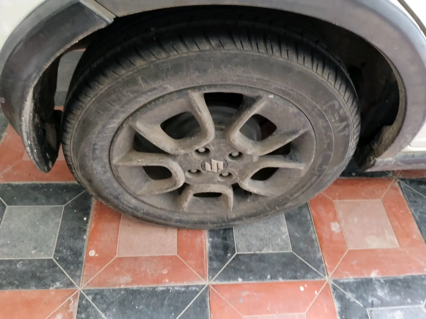 2018 Maruti IGNIS ALPHA 1.2 AMT, Petrol, Automatic, 61,759 km, tyre