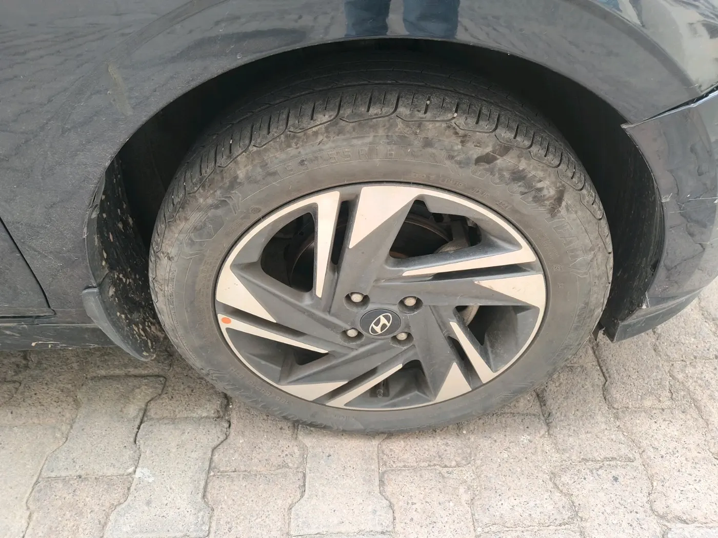 2021 Hyundai NEW I20 ASTA 1.2 AT, Petrol, Automatic, 56,280 km, tyre