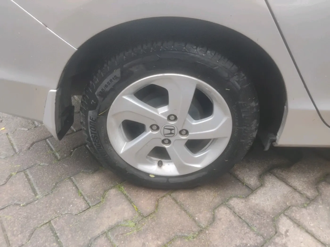 2016 Honda City 1.5L I-VTEC VX, Petrol, Manual, 33,281 km, tyre