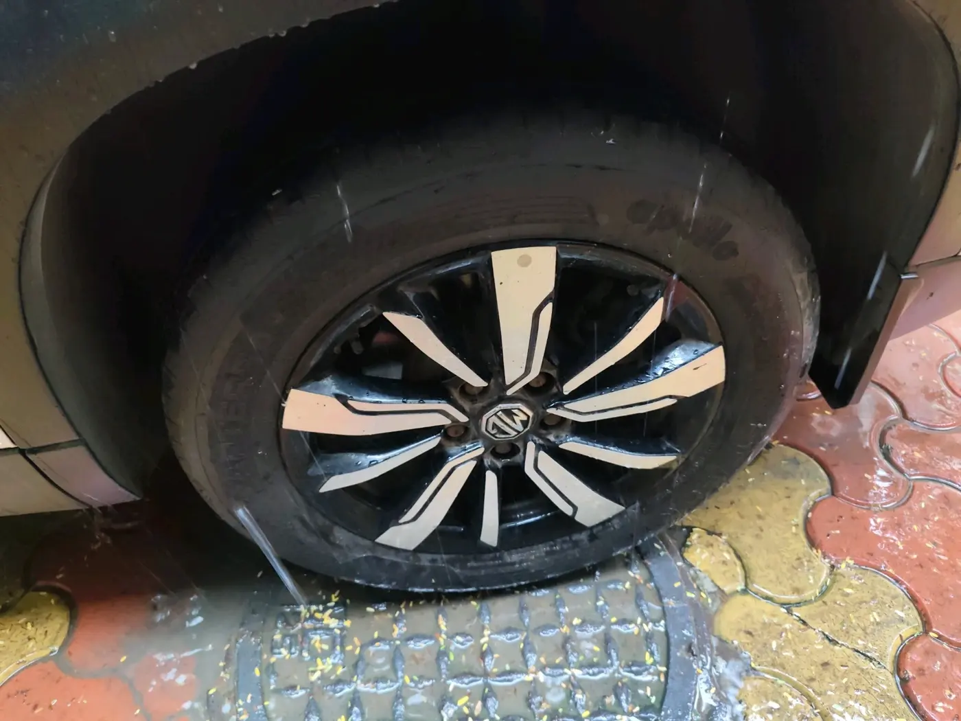 2020 MG HECTOR SHARP 1.5 DCT PETROL, Petrol, Automatic, 43,678 km, tyre