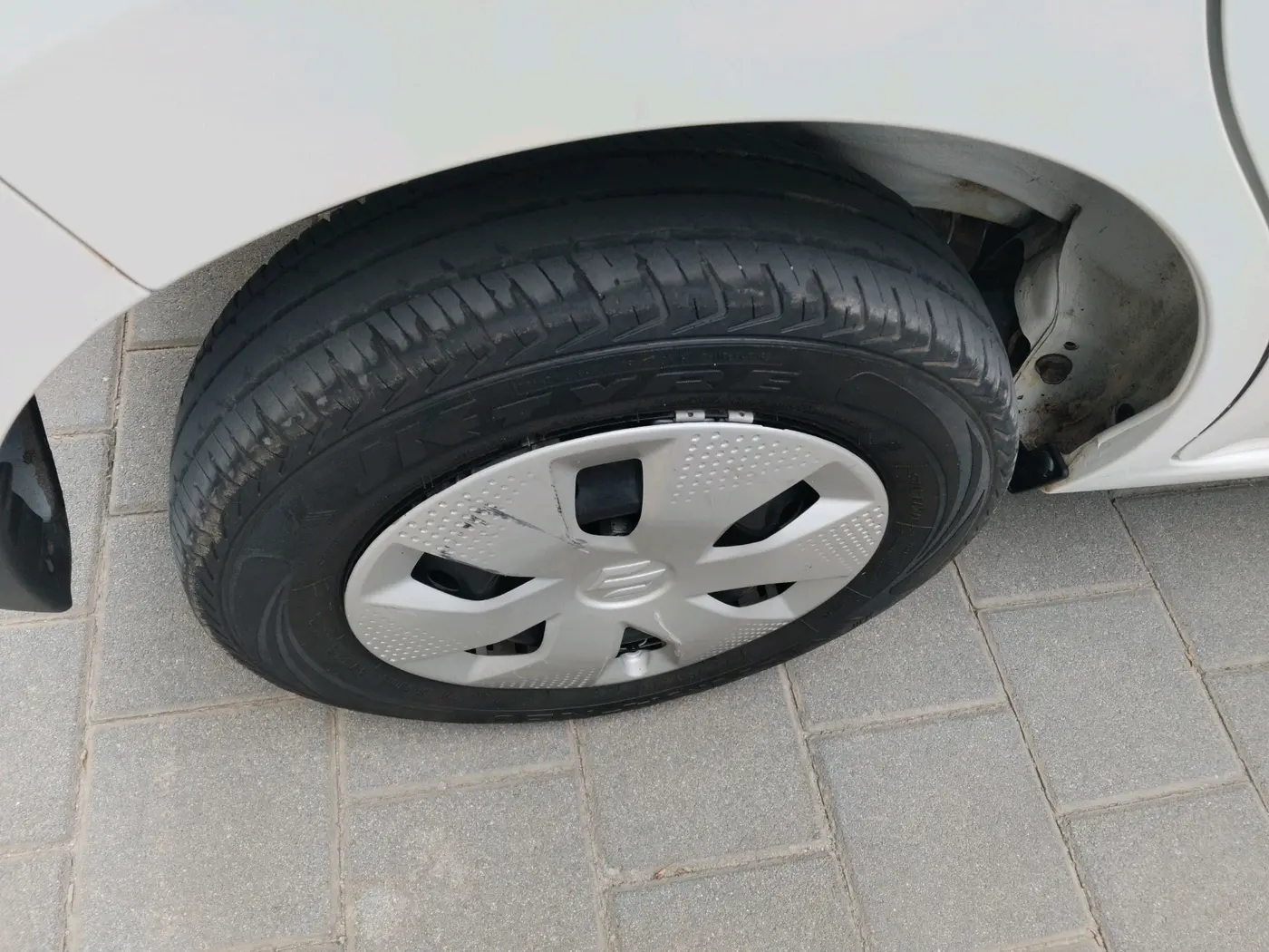 2023 Maruti Alto K10 VXI PLUS AMT, Petrol, Automatic, 27,377 km, tyre