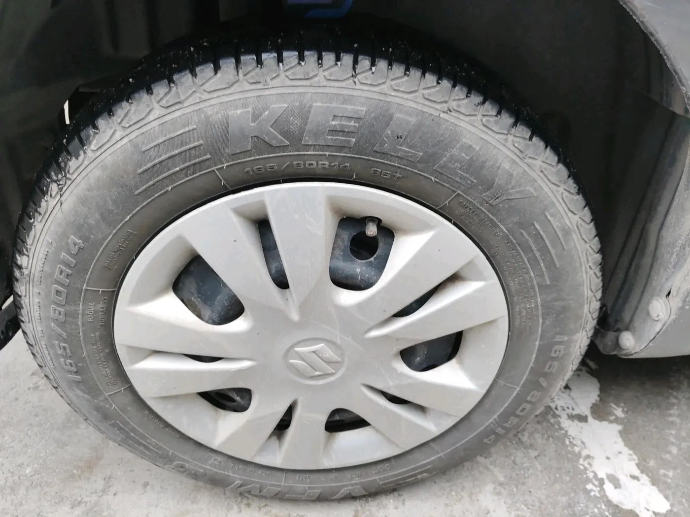 2014 Maruti Swift Dzire VDI, Diesel, Manual, 1,53,664 km, tyre