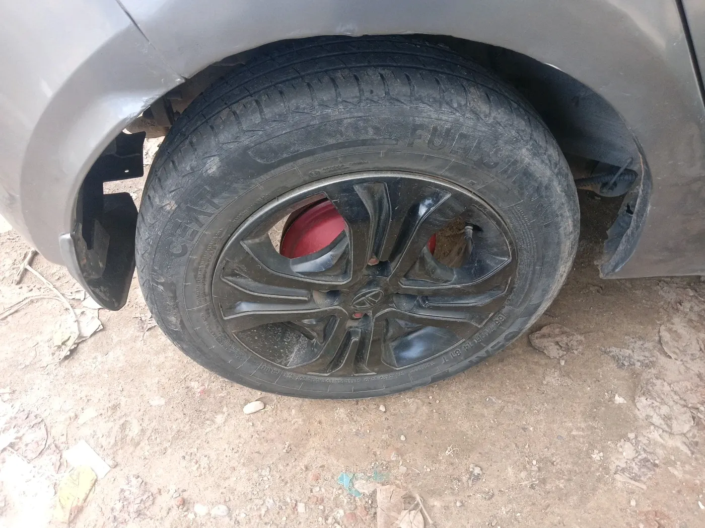 2019 Tata Tiago XZ DIESEL, Diesel, Manual, 82,909 km, tyre