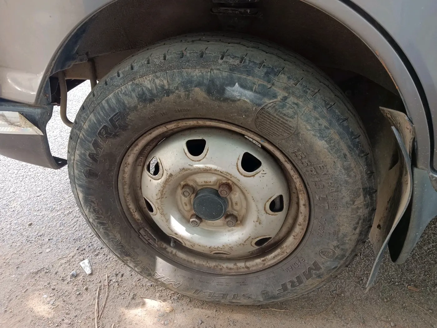 2018 Maruti Eeco 5 STR WITH A/C+HTR, Petrol, Manual, 50,884 km, tyre