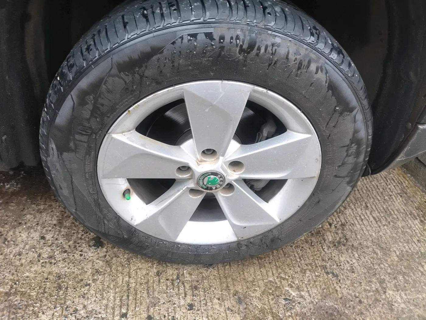 2011 Skoda Yeti ELEGANCE 2.0 TDI CR 4X4, Diesel, Manual, 88,645 km, tyre