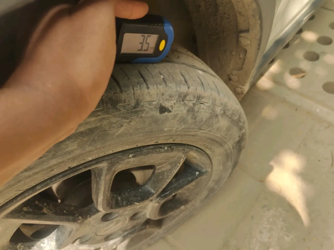 2022 Maruti IGNIS ZETA 1.2, CNG, Manual, 72,538 km, tyre