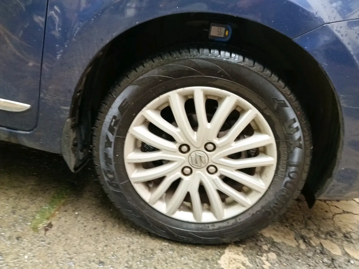 2018 Maruti Dzire ZXI AMT, Petrol, Automatic, 67,775 km, tyre