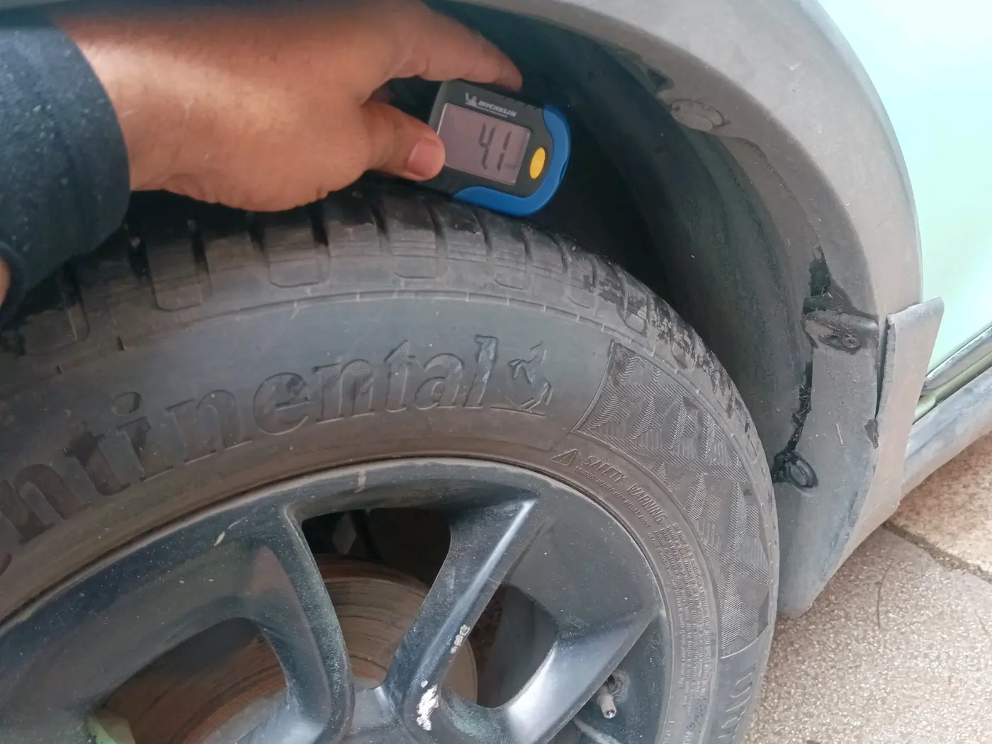 2018 Maruti IGNIS ALPHA 1.2 AMT, Petrol, Automatic, 1,20,513 km, tyre