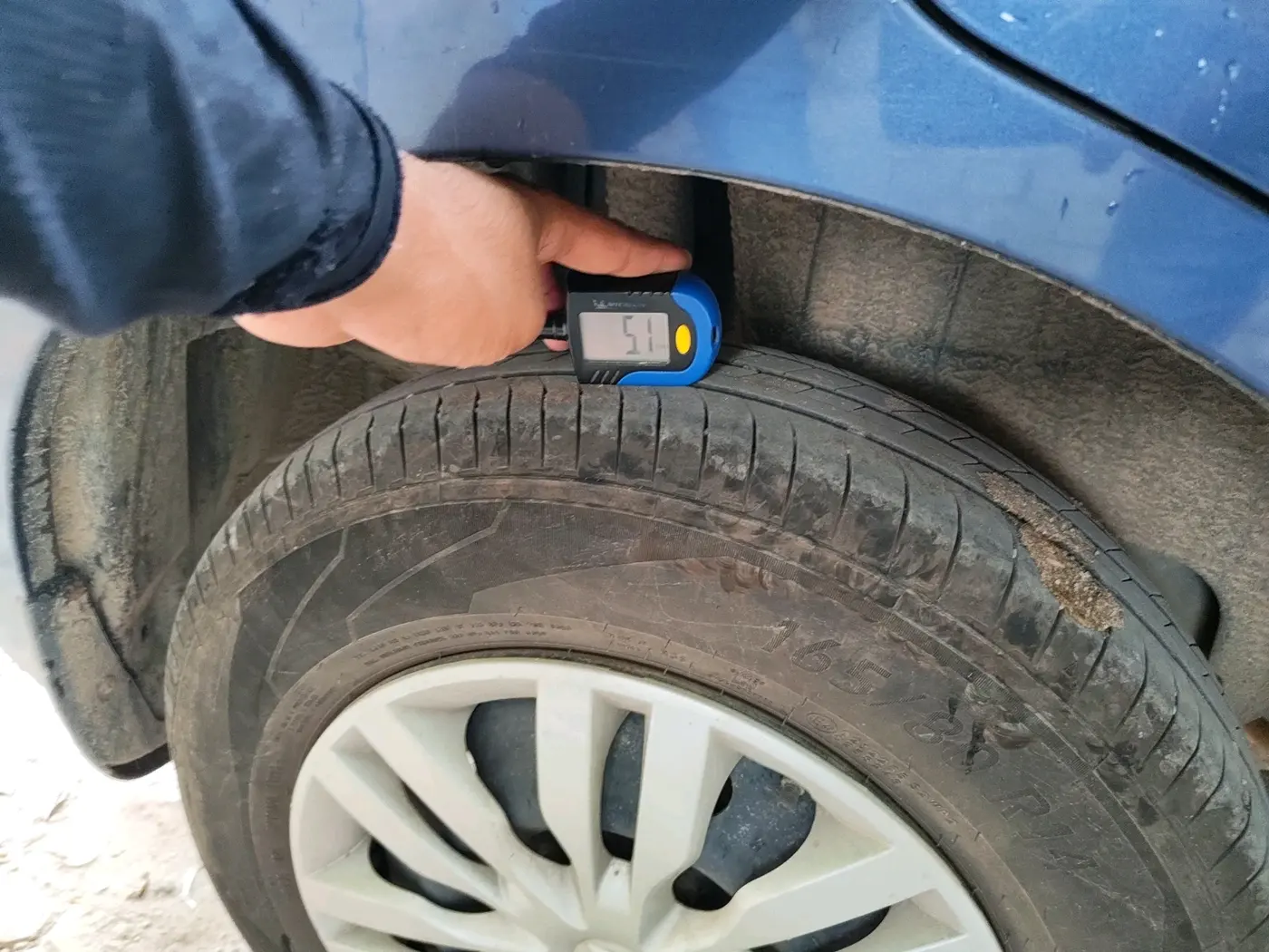 2019 Maruti Dzire VXI, Petrol, Manual, 55,229 km, tyre