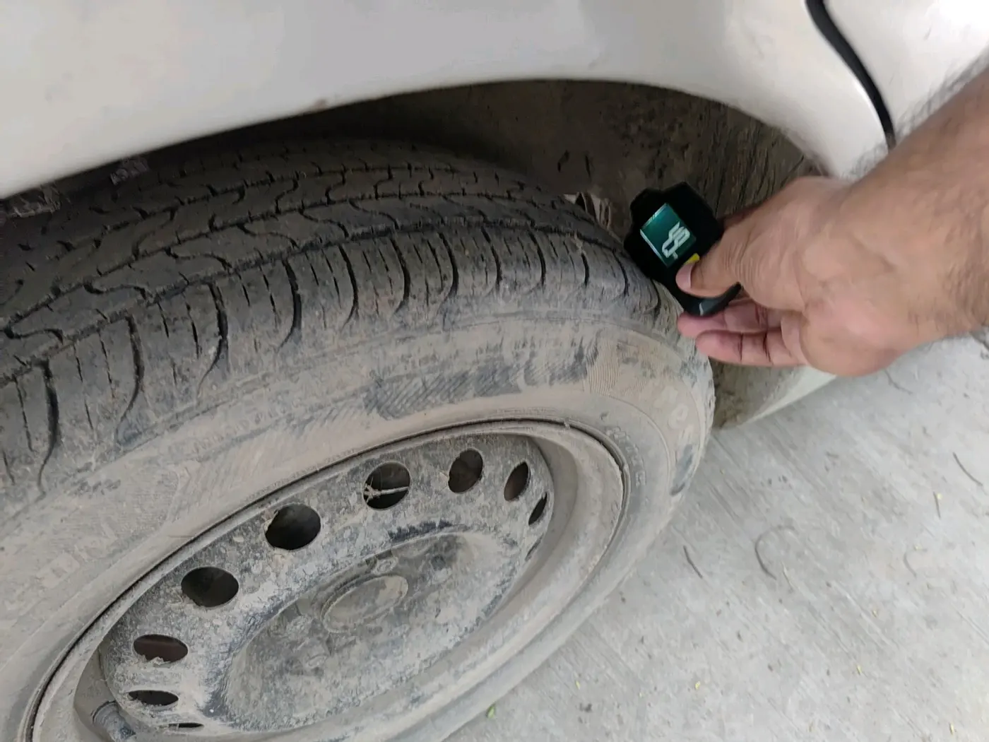 2016 Maruti Ertiga VXI CNG, CNG, Manual, 1,49,364 km, tyre