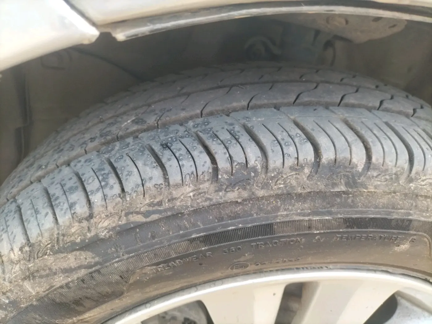 2012 Honda City 1.5L I-VTEC V AT, CNG, Automatic, 99,339 km, tyre
