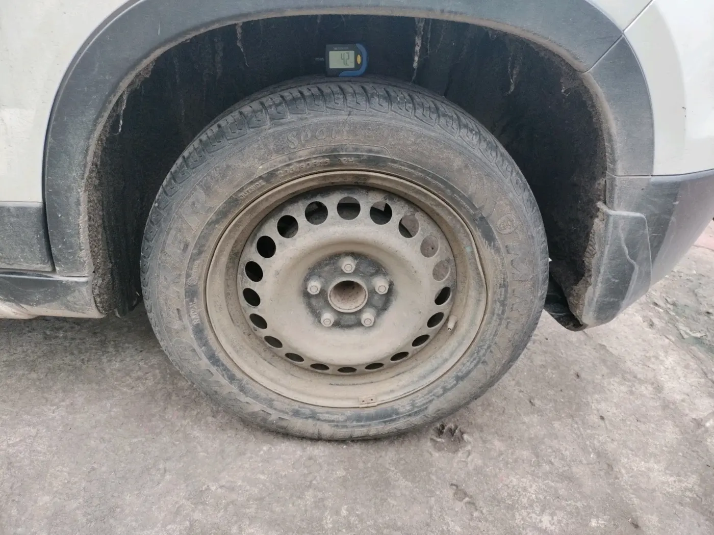 2019 Maruti Vitara Brezza VDI, Diesel, Manual, 1,18,071 km, tyre