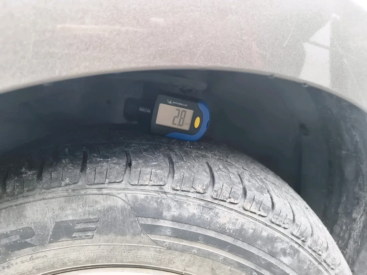2019 Maruti Swift VXI, Petrol, Manual, 70,171 km, tyre