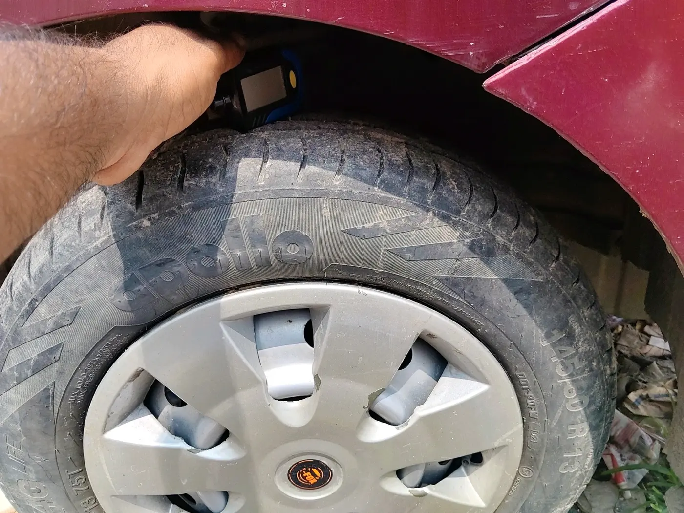 2012 Maruti Wagon R 1.0 LXI, CNG, Manual, 1,44,561 km, tyre