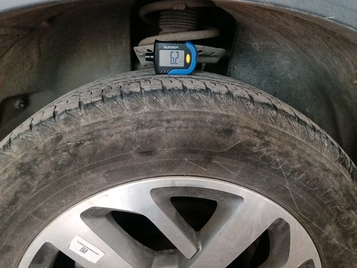 2022 Tata Safari XZ PLUS, Diesel, Manual, 13,778 km, tyre