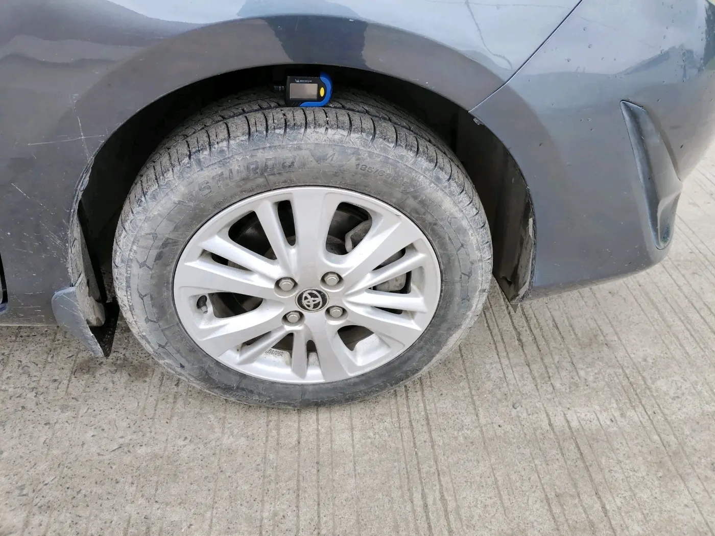 2018 Toyota YARIS V MT, Petrol, Manual, 1,16,810 km, tyre