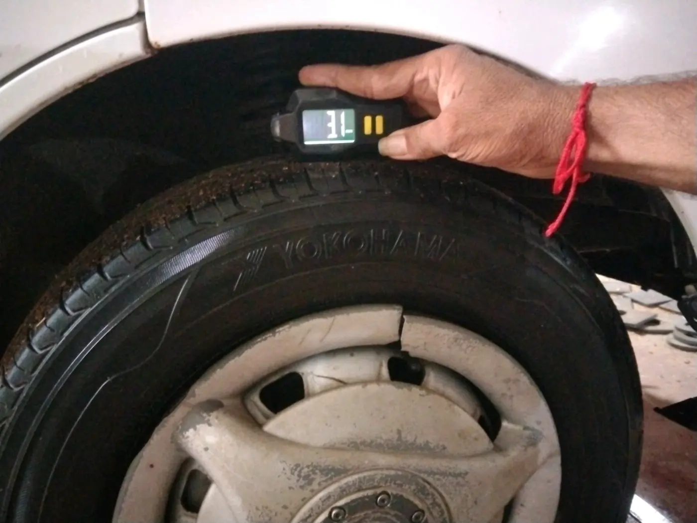 2019 Maruti Eeco 5 STR WITH A/C+HTR, CNG, Manual, 1,54,493 km, tyre