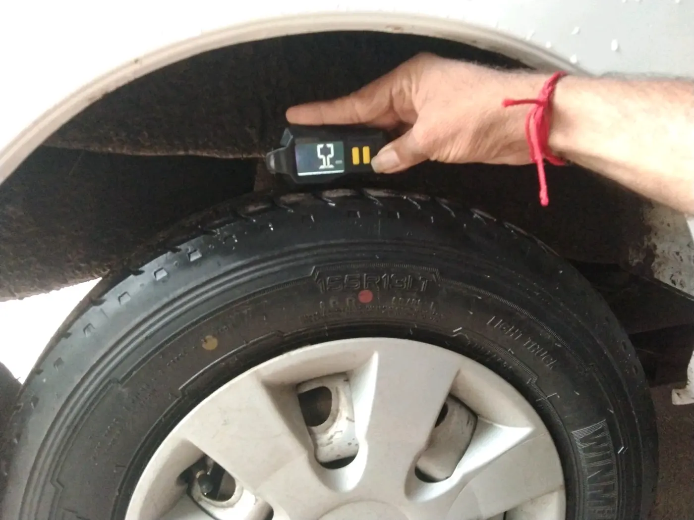 2019 Maruti Eeco 5 STR WITH A/C+HTR, CNG, Manual, 1,54,493 km, tyre