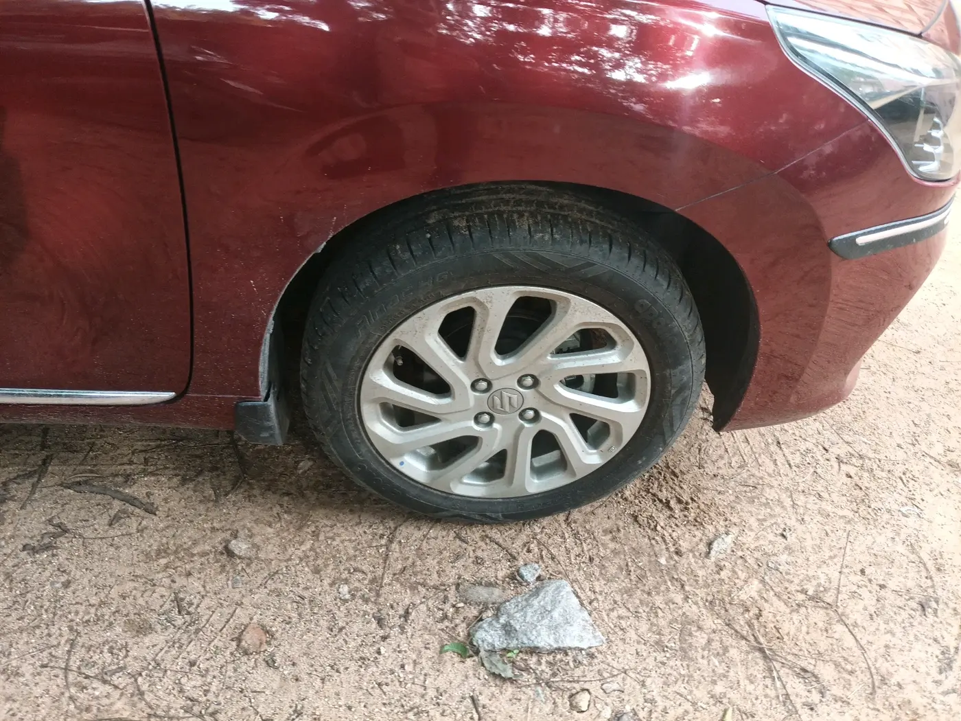2024 Maruti Baleno ZETA 1.2 AGS, Petrol, Automatic, 5,444 km, tyre