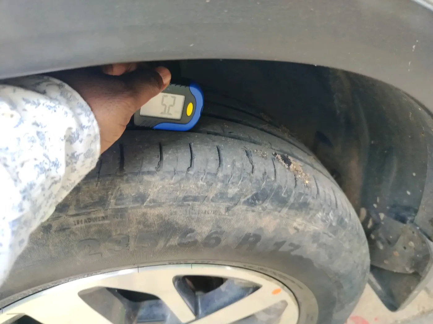 2022 Tata Harrier XZA PLUS 2.0L, Diesel, Automatic, 51,071 km, tyre